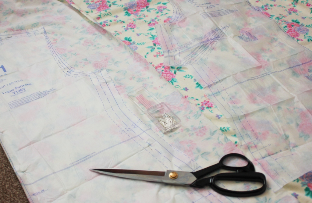 my stretch fabric sewing project - cutting