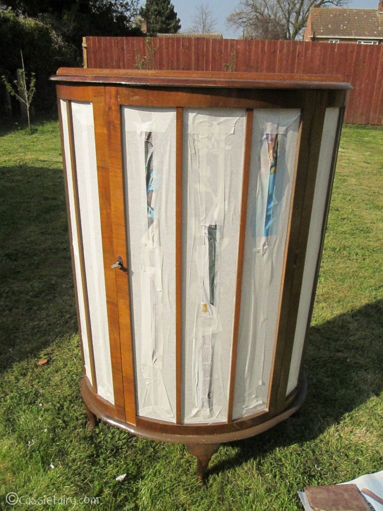 My little vintage caravan project ~ DIY display cabinet makeover | My ...
