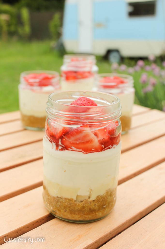 White chocolate and strawberry cheesecake jars recipe-5