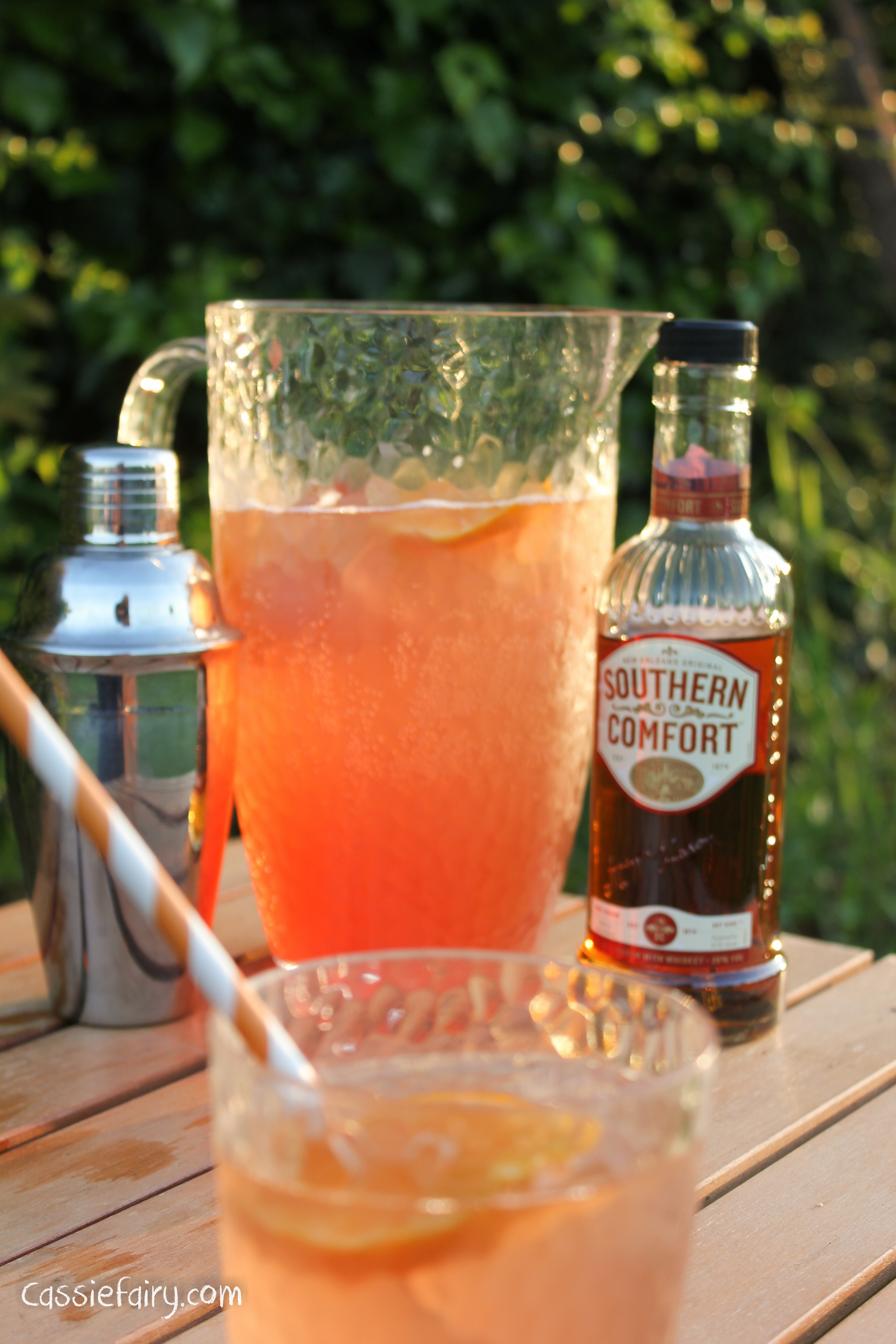 how to make a southern comfort cocktail recipe – the sharlett o hara-3 ...