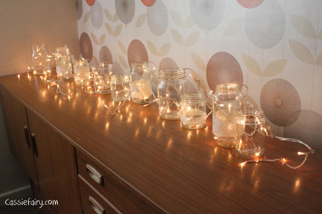 DIY fairy lights kilner jar display for christmas