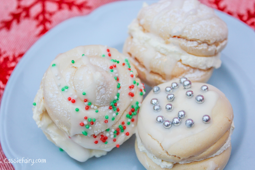Recipe for snowball meringues Christmas pudding dessert-18