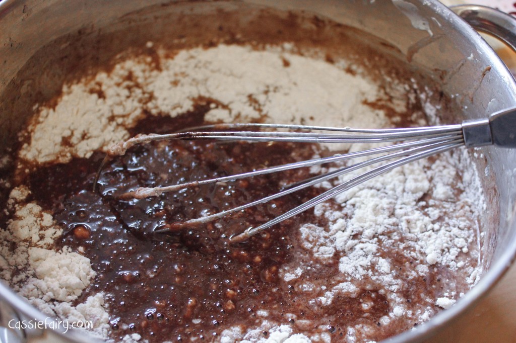 nigellas recipe for chocolate guinness cake-4