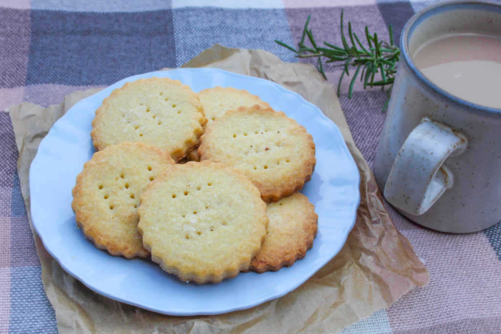quick easy scottish shortbread biscuit recipe for valentines day or burns night-10