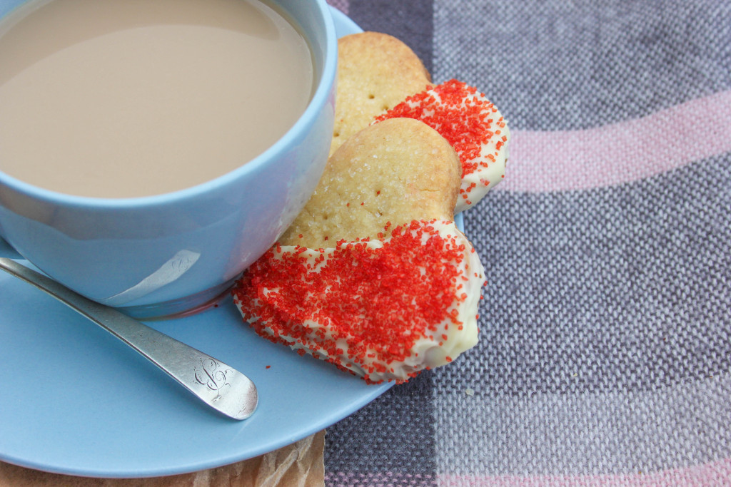 quick easy scottish shortbread biscuit recipe for valentines day or burns night-13