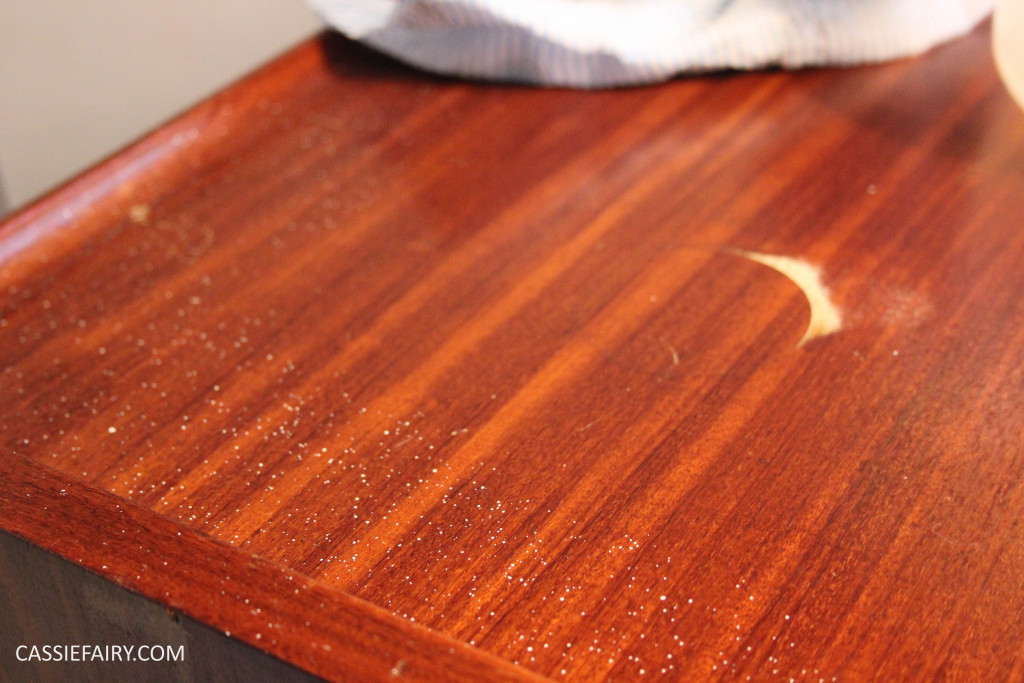 DIY how to repair teak furniture with household ingredients-7