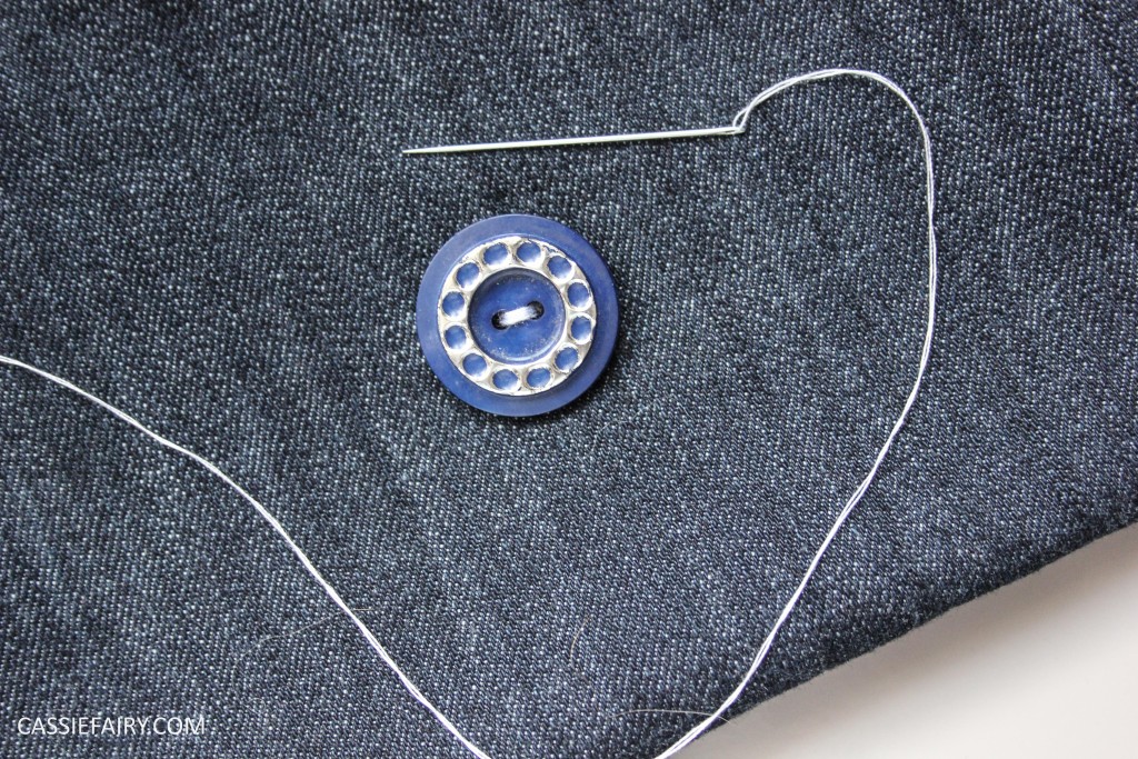 diy sewing project denim jeans clutch bag-8