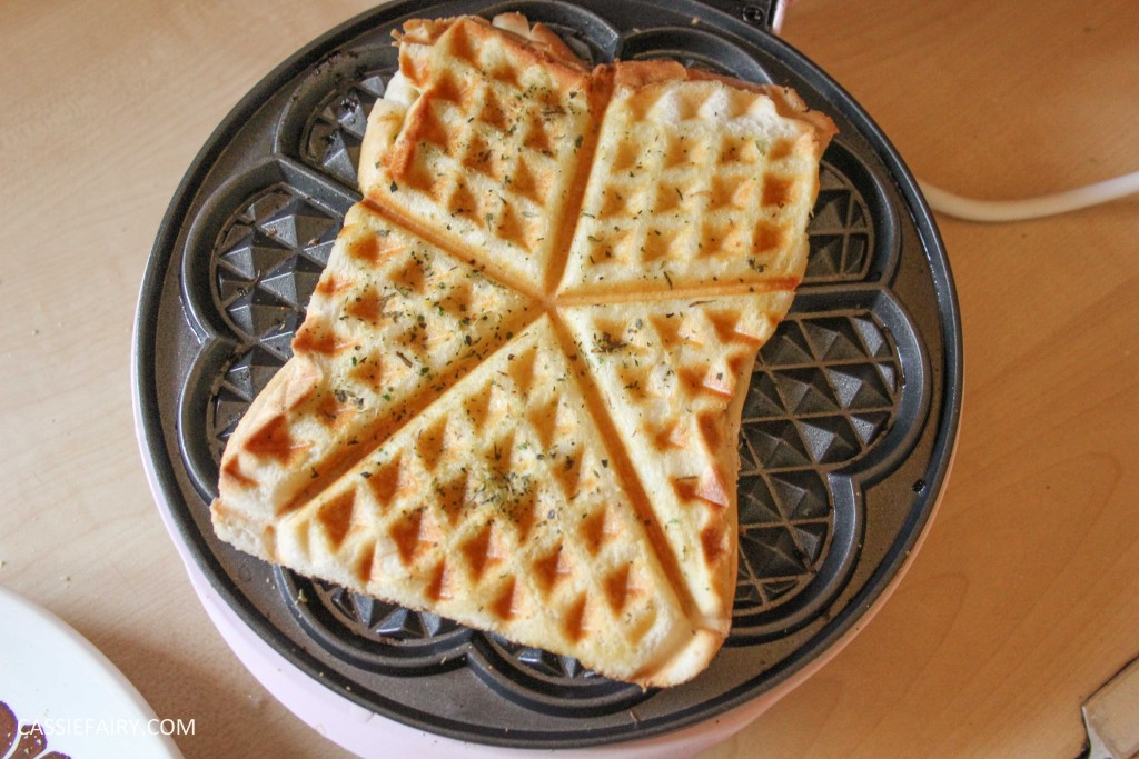 simple cheese toastie garlic bread recipe for waffle maker-8