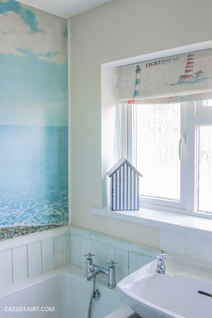 Oh, I do like to be beside the seaside – A thrifty beach hut bathroom ...