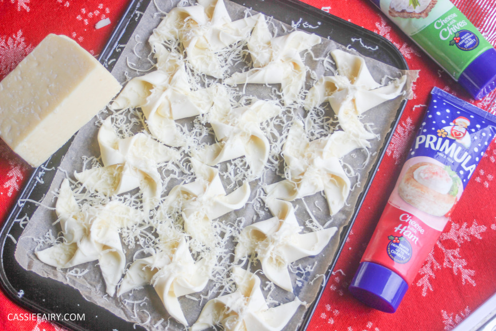 cheesy christmas star pastry party nibbles recipe primula_-10