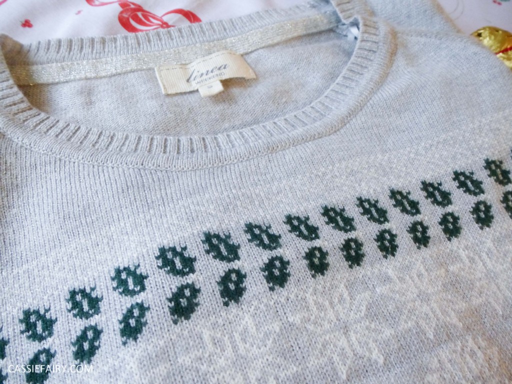 christmas jumper festive gift inspiration shirt text santa-7