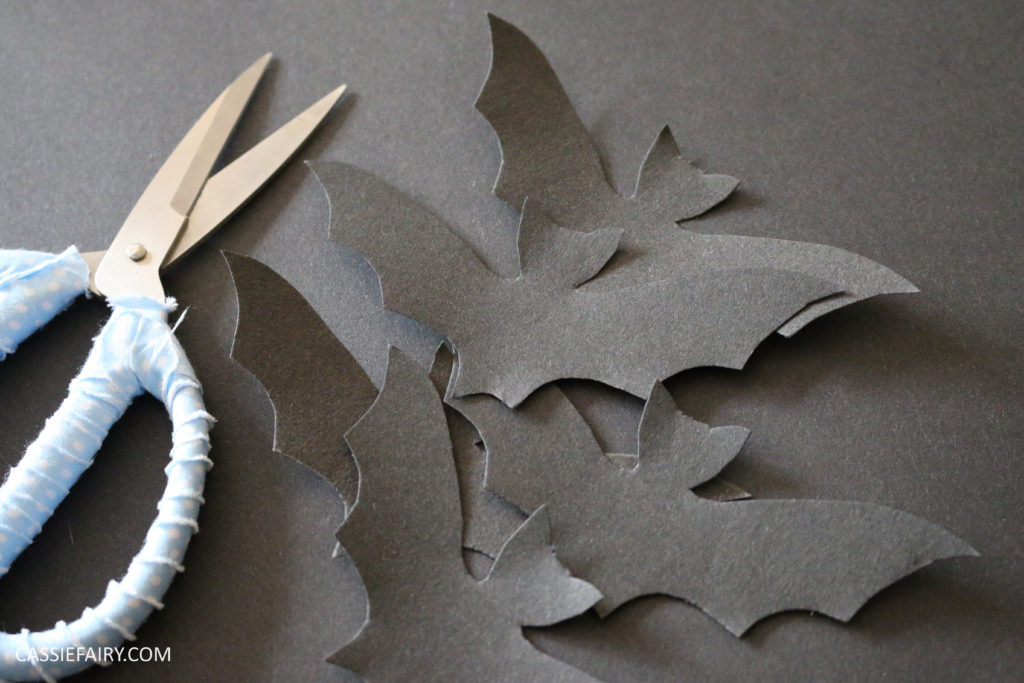 halloween-flying-paper-bat-garland-decoration-tutorial-step-by-step-thrifty-diy-project