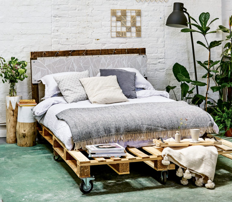 How to make a platform bed from pallets My Thrifty Life by Cassie