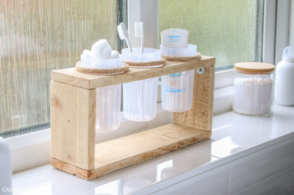 How to create bathroom shelves without drilling