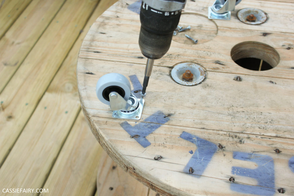 2 DIY ways to upcycle a large wood wire spool