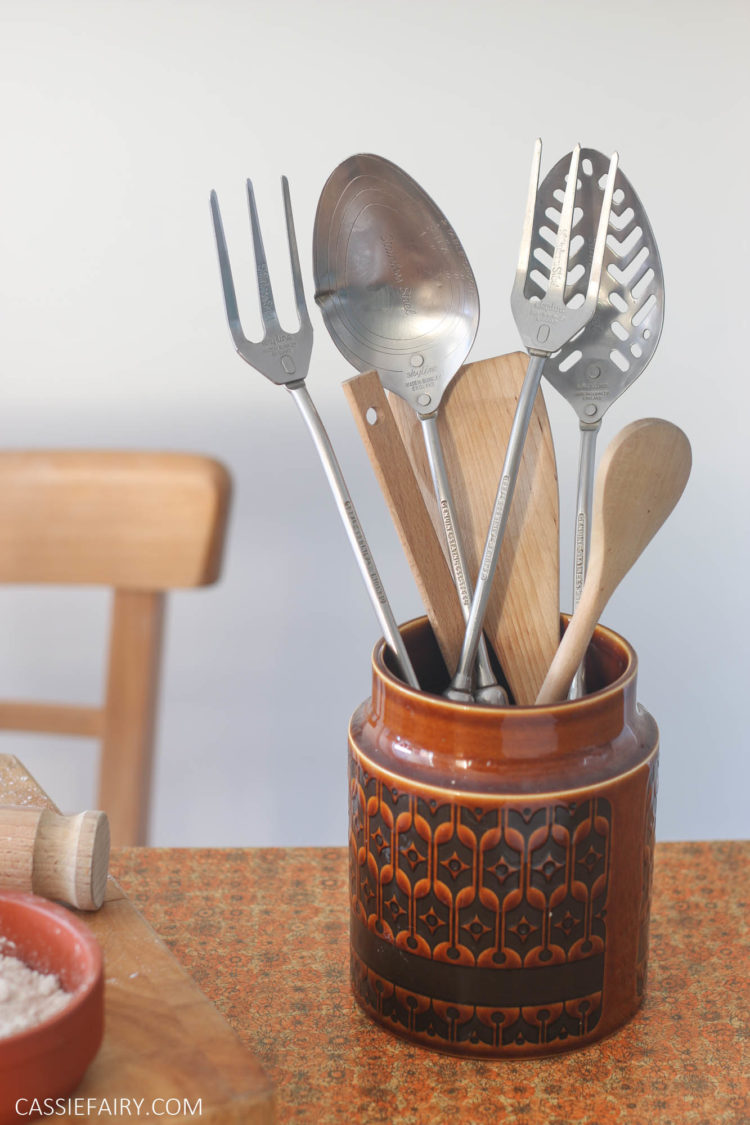 Sourcing vintage Skyline utensils for my thrifty 1950s kitchen makeover | My Thrifty Life by ...