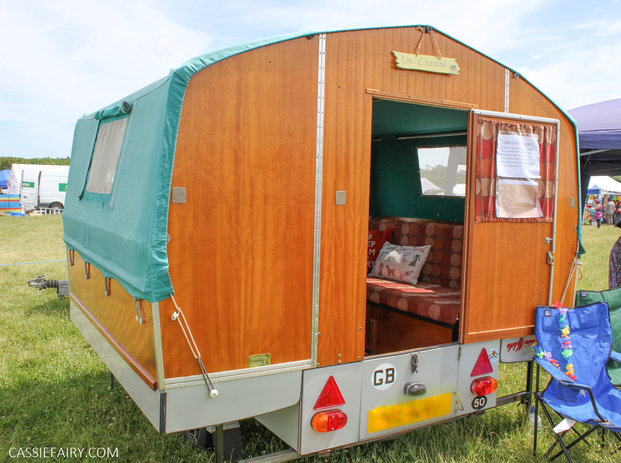 min Ga trouwen snap Take a peek inside a mid-century Lillebror Chareau Mobile trailer tent