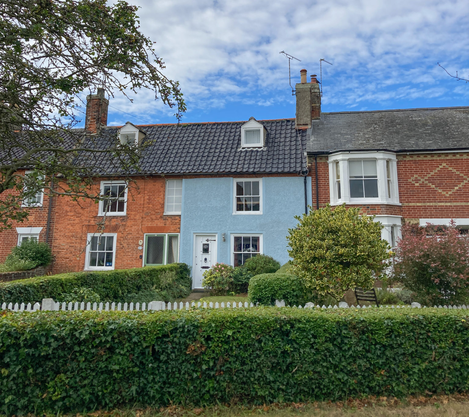 5 Quick kerb appeal ideas for your home | My Thrifty Life by Cassie ...